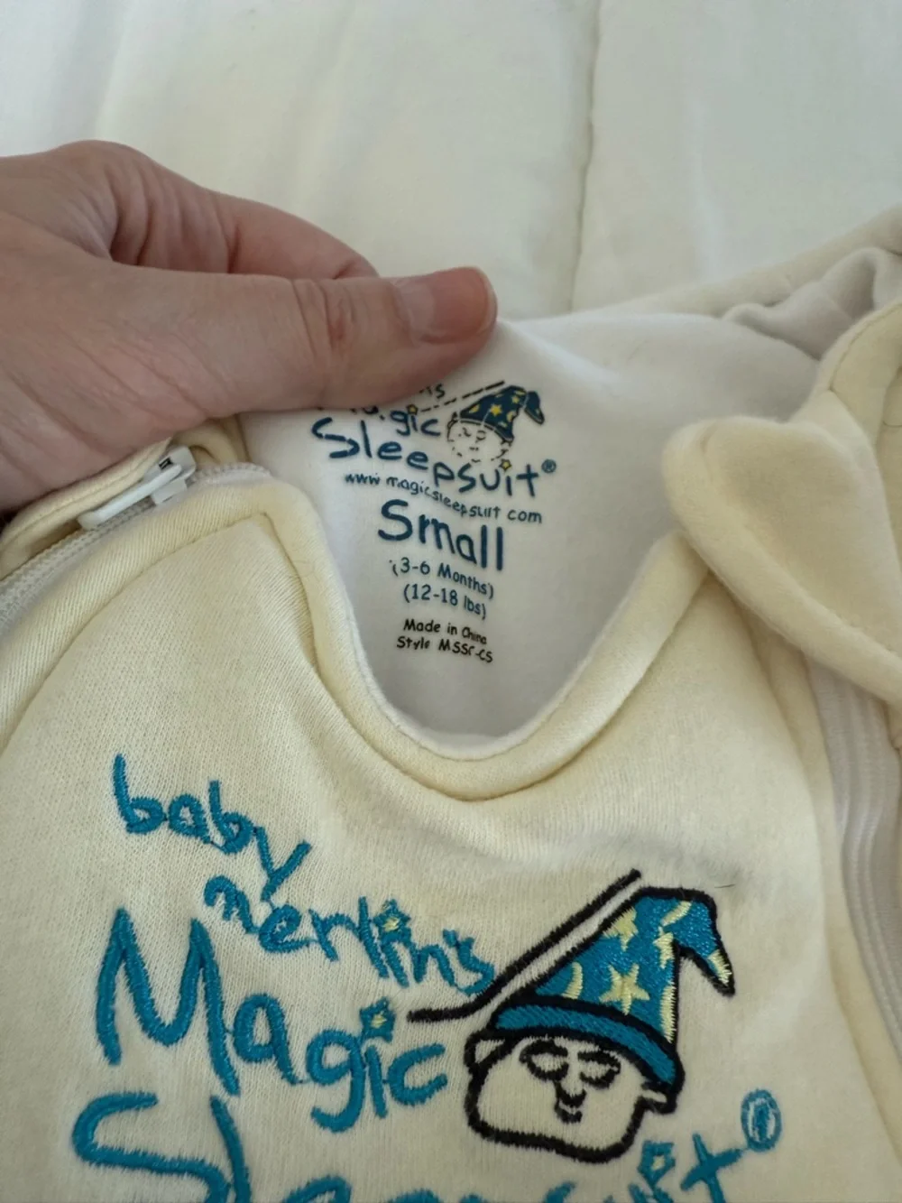 Magic Sleepsuit Lot - Picture 3 of 4